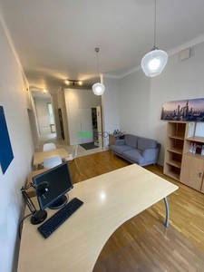 Mieszkanie do wynajęcia 3 pokoje Warszawa Śródmieście, 65 m2, 1 piętro