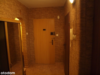 Mieszkanie 3 pokoje trzecie piętro , winda