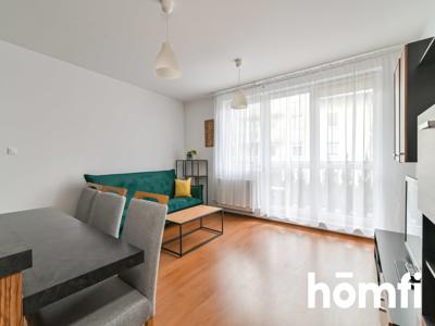 Komfortowe 4-pokojowe mieszkanie z balkonem, z miejscem postojowym w hali garażowej w Gdańsk Morena