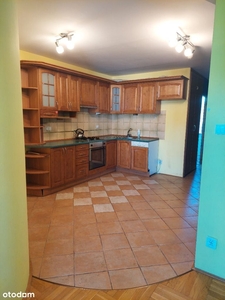 Apartament Z Wysokimi Sufitami W Sercu Miasta