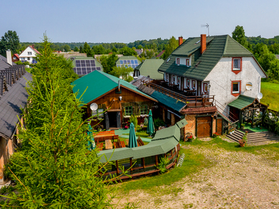 Kompleks użytkowo-mieszkalny w Białowieży.