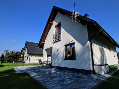 Dom do wynajęcia 120,00 m², oferta nr 10/7393/ODW