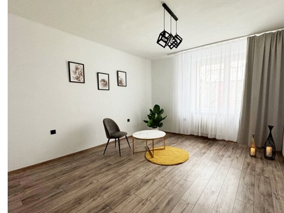 Mieszkanie na sprzedaż 59,00 m², piętro 1, oferta nr 827407