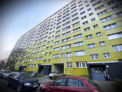 Mieszkanie na sprzedaż 4 pokoje wrocławski, 64 m2, parter