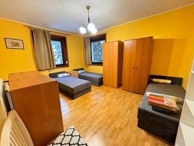 Hostel - Хостел - ul. Harcerska 9