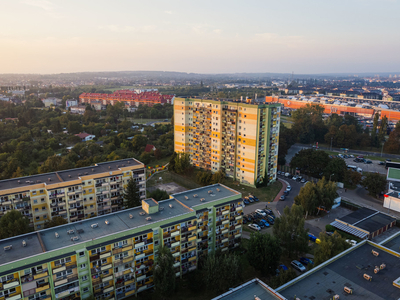 Widok z 11 piętra! Duże mieszkanie dwupokojowe