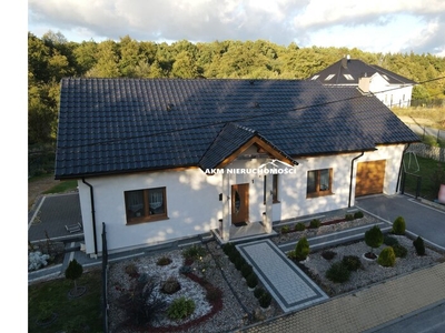 Dom na sprzedaż 137,00 m², oferta nr 276