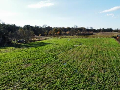 Duża działka z potencjałem w powiecie bocheńskim - 1.05ha