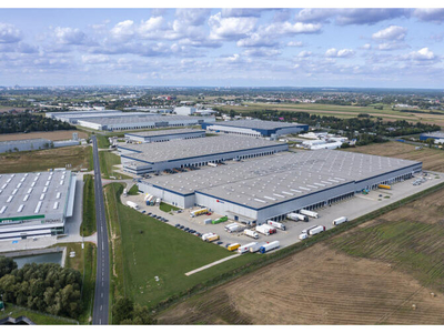 Magazyn do wynajęcia 5 600,00 m², oferta nr 6305