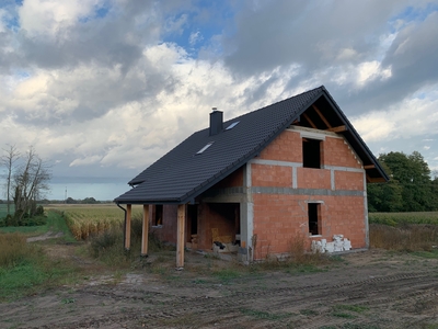 Piękny dom w stanie surowym w stylu Farmhouse dzialka 9700m2