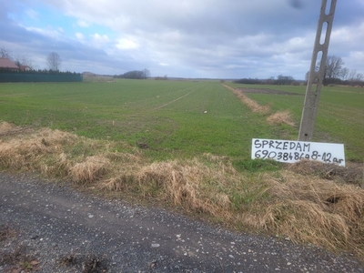 Sprzedam działkę budowlaną 16 km od Lubina