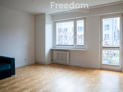 Jasne 3 pokoje, osiedle Gołębiów 58,7 m².