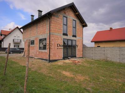 Dom na sprzedaż 5 pokoi Krasne, 108 m2, działka 620 m2