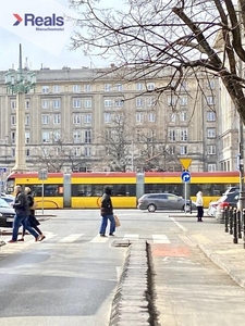 Jednopokojowe w kamienicy z windą. Śródmieście.