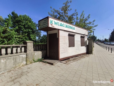 Kiosk, budka przy cmentarzu Łódź