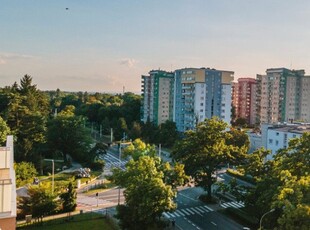 Mieszkanie trzypokojowe na sprzedaż