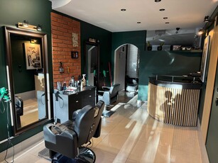 Lokal usługowy / Salon Fryzjerski 40m2 Kobyłka