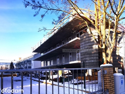 Duży balkon, winda, hala garażowa