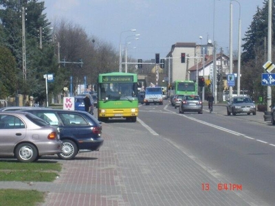 pokój z aneksem w domku z ogrodem