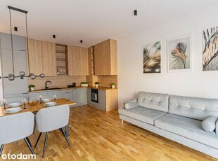 Apartament z balkonem, 2 poziomy, 300 m do plaży..