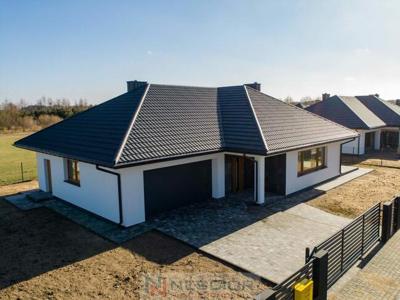 Atrakcyjne domy 150 m2 działka 830 m2