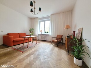 APARTAMENT z widokiem na korony DRZEW na 4 piętrze