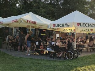 Bar obiekt na plaży nad jeziorem Jarosławki