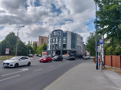 Lokal biurowy 650m2 przy ul. Pleszowska/Opolska