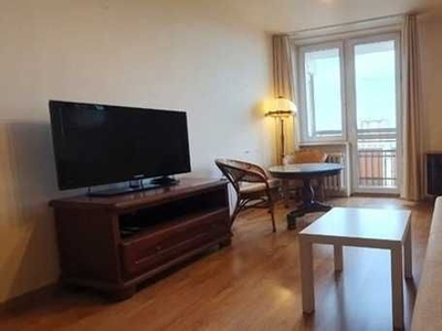 Radom 44 M2 - 3 pokojowe mieszkanie na sprzedaz - CENTUM balkon