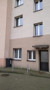 Sprzedam mieszkanie kawalerka 28m² + piwnica