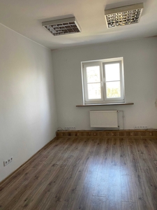 wynajem pomieszczenia biurowego o powierzchni 16,20 m2