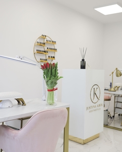 Wynajmę stanowisko do manicure i pedicure Wilanów