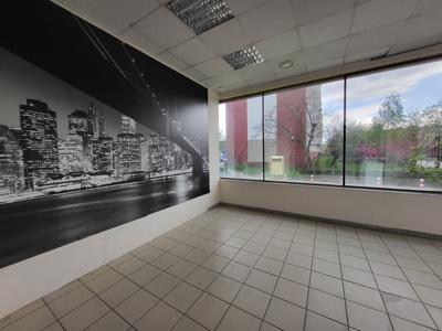 Lokal handlowo-usługowy 180 m2 Legnica Kopernik