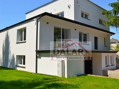 Dom na sprzedaż 10 pokoi Piaseczno, 300 m2, działka 695 m2