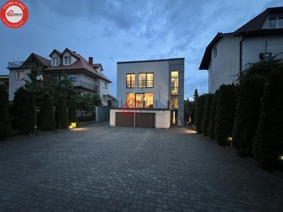 Dom na sprzedaż 4 pokoje Kielce, 240 m2, działka 600 m2