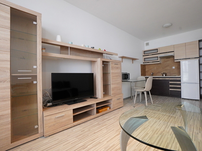 APARTAMENT NA PODZAMCZU