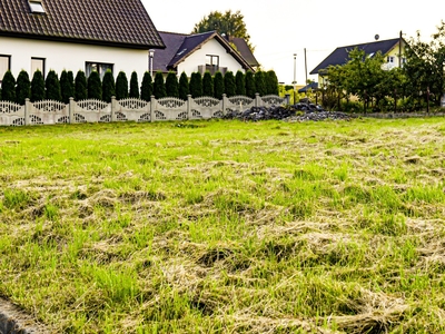 Działka budowlana z podłączeniem do kanalizacji, prądu i wody - Pilica, zalew