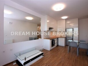 Apartament, al. Armii Krajowej