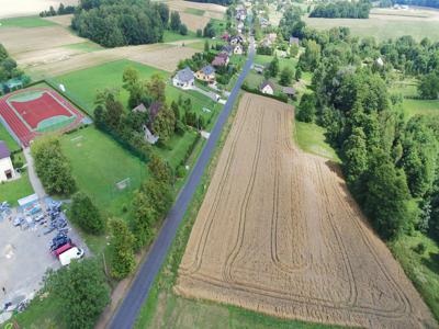 Działka z widokiem na góry.