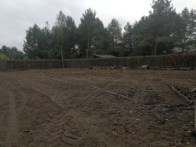 Piekna dzialka budowlana 1600 m2, rowna, ogrodzona, wymiary 35x46 m