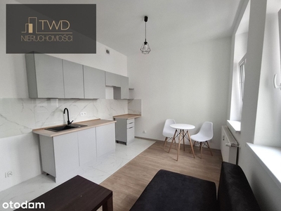 Przestronne 40,80m² w Odnowionej Kamienicy