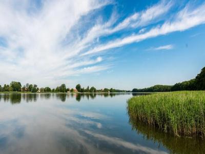 Piekna działka blisko jeziora