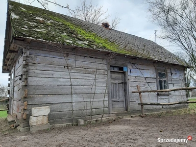 Stary dom w całości lub na deski