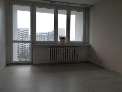 Sprzedam mieszk. - 2 pok., balkon, kuchnia, łazienka, WC, 45 m2, 6p, Łódź-Bałuty