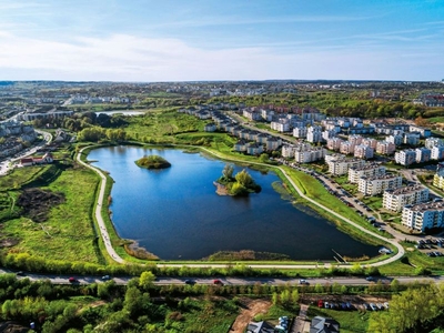 Słoneczne z widokiem na jezioro Zakoniczyn